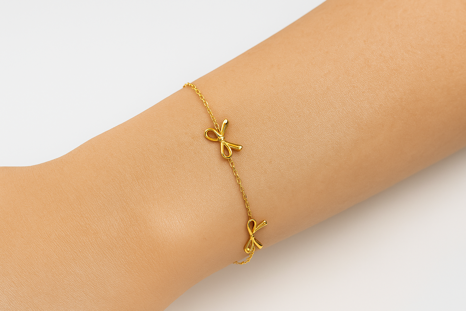gold pretty